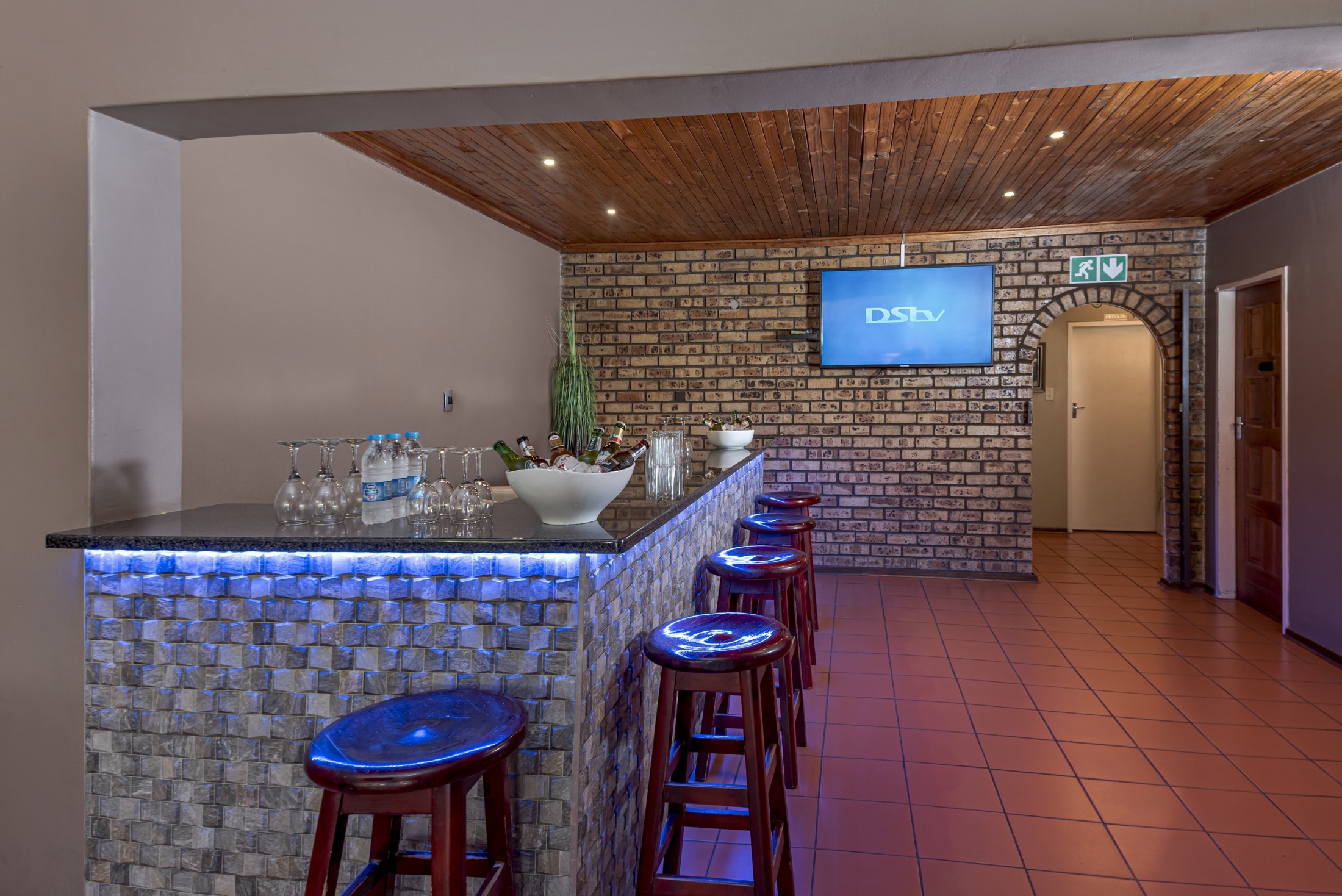 Weavers Nest Hotel Gallery (3) (2200-1469)